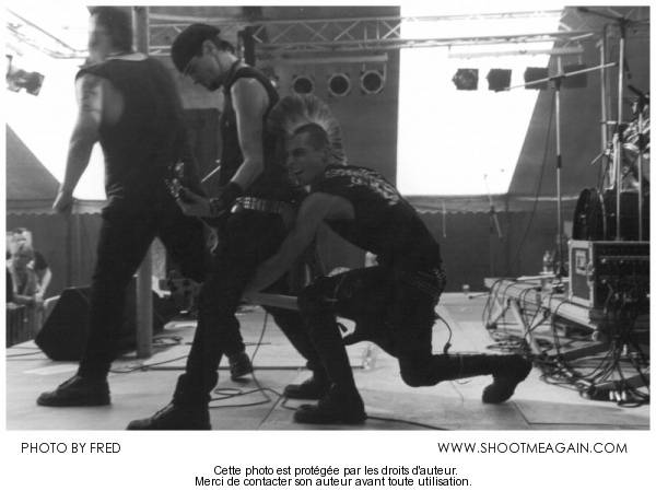 Funeral Dress à Ecaussines (Street Live Festival), le 19-09-2004, par Fred — 6 sur 10